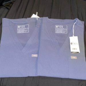 FIGS SMALL CATARINA ONE POCKET SCRUB TOP